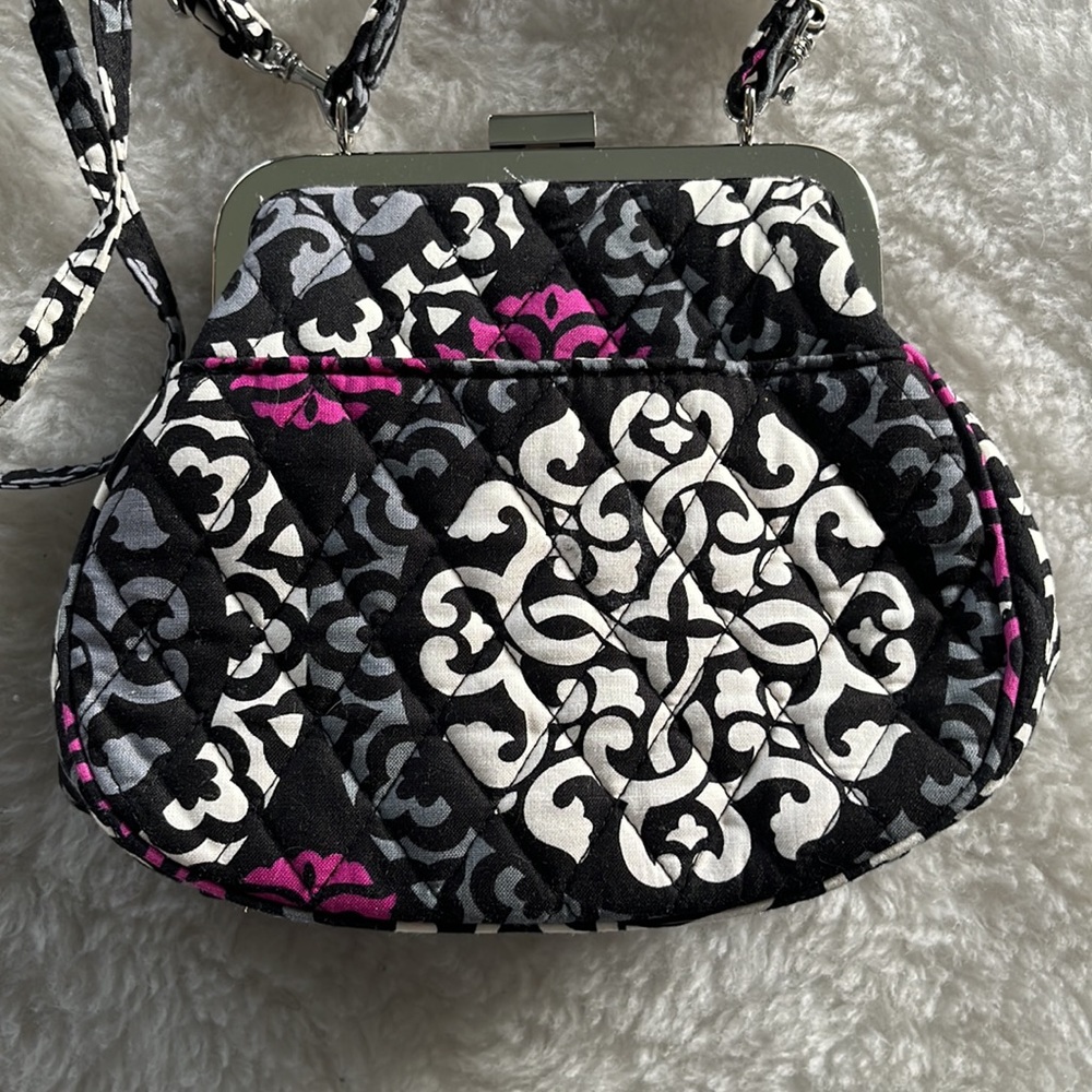 Vera Bradley Canterbury Magenta pattern kisslock clutch with crossbody